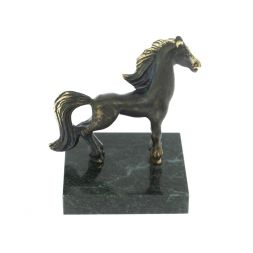 Статуэтка из бронзы "Лошадка" на шабровском змеевике