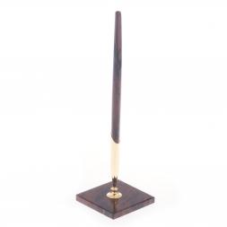 Ручка из обсидиана на подставке коричневая