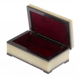 Шкатулка из нефрита 11,5х7х4,5 см