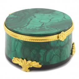 Шкатулка из малахита &amp;quot;Подарок&amp;quot; 6х6х3,5 см