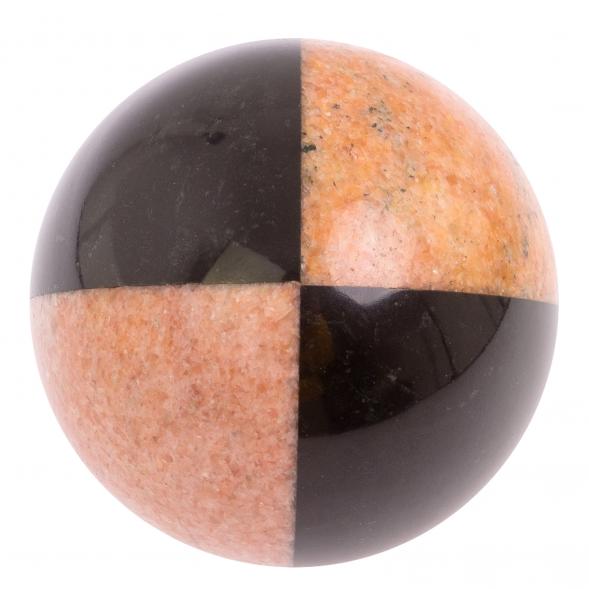 Шар из розового и черного мрамора 9,5 см 126352