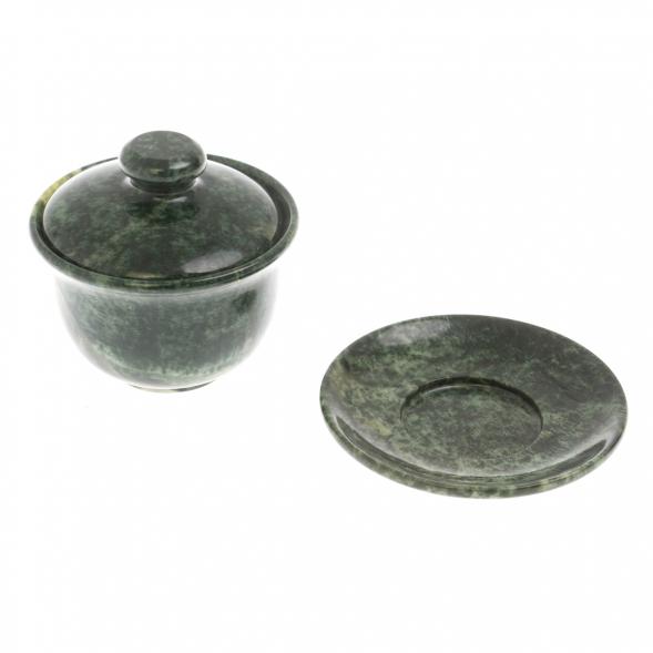 Гайвань из нефрита на блюдце 8,5х8,5х8 см 129827