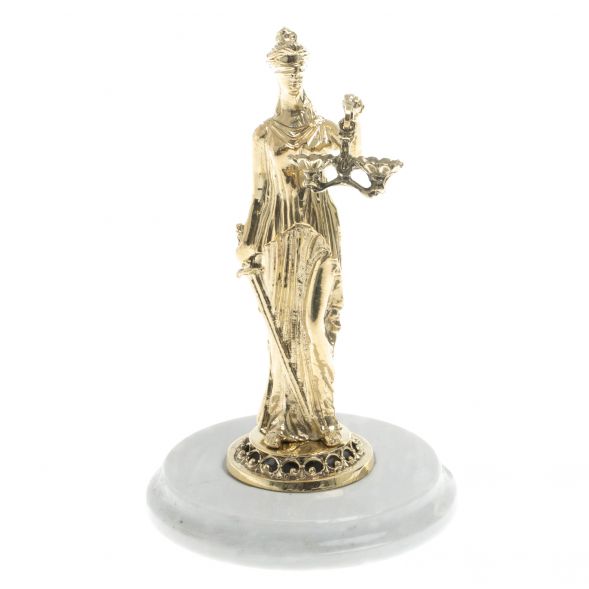 Статуэтка &amp;quot;Фемида&amp;quot; на подставке из мрамора 128610