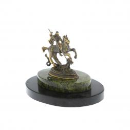 Декоративная статуэтка из бронзы &amp;quot;Святой Георгий&amp;quot; камень змеевик