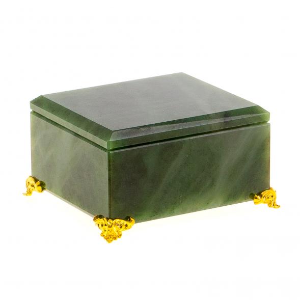 Шкатулка из нефрита 9х8х5 см 124702