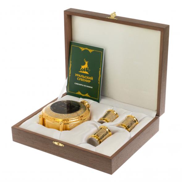 Набор фляжка с тремя стопками &amp;quot;Охотники&amp;quot; Златоуст 123277