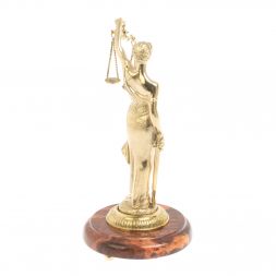 Бронзовая статуэтка &amp;quot;Фемида&amp;quot; на подставке из яшмы