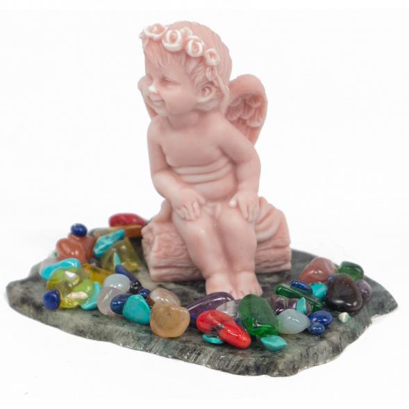 Сувенир &amp;quot;Ангел с венком сидит&amp;quot; из мрамолита 117698