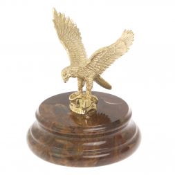 Бронзовая статуэтка &amp;quot;Орёл&amp;quot; на яшме 11,5х11,5х13 см