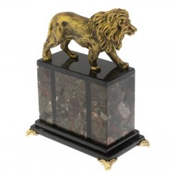 Часы "Лев" из конгломерата