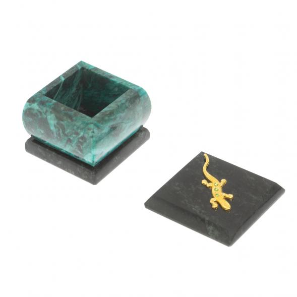 Шкатулка из змеевика ящерица со стразами 6х6х6,5 см 127070