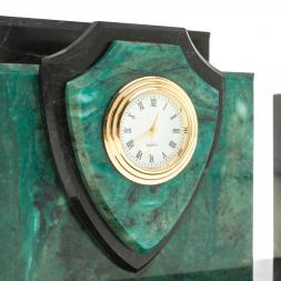 Настольная визитница &amp;quot;Щит&amp;quot; из темно-зеленого змеевика