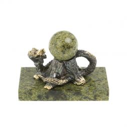 Статуэтка из бронзы &amp;quot;Змея у пня&amp;quot; с шаром змеевик