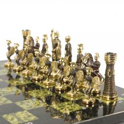 Шахматы бронзовые "Римские" доска змеевик 40х40 см