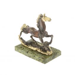 Статуэтка из бронзы &amp;quot;Сивка-бурка&amp;quot; камень змеевик