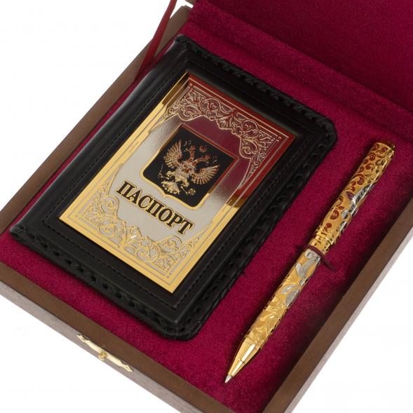 Подарочный набор &amp;quot;Герб РФ&amp;quot; обложка для паспорта и ручка с гравюрой Златоуст 129787