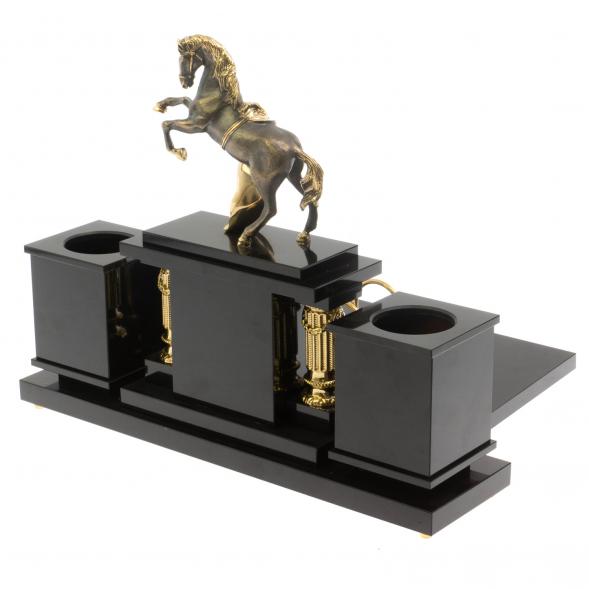 Настольный набор&amp;quot; Конь с попоной&amp;quot; из яшмы 129788