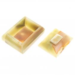 Шкатулка из оникса прямоугольная 10,3х7,5х6,7 см (3х4)