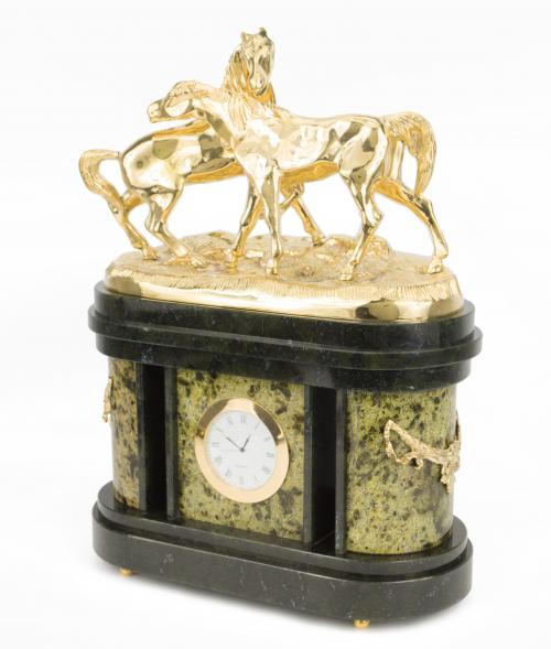 Каминные часы &amp;quot;Кони на воле&amp;quot; из бронзы и змеевика 113087