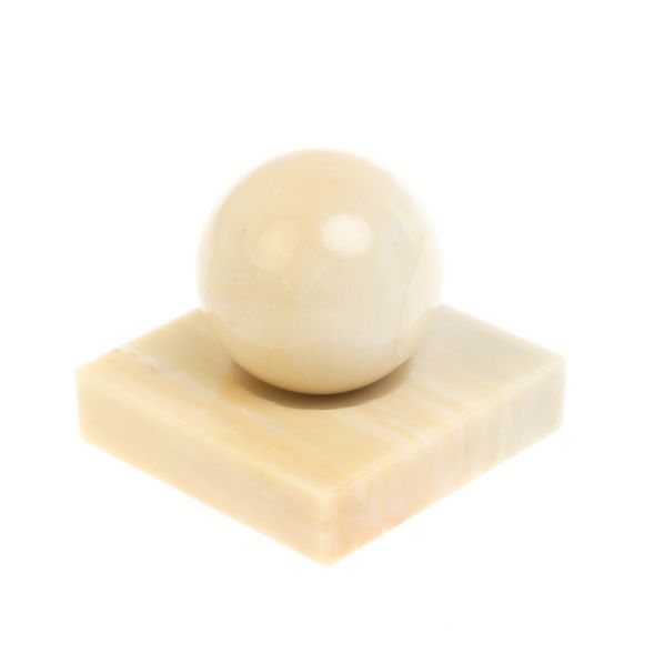 Шар 4,5 на подставке из газганского мрамора 6х6 см 127640