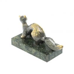Статуэтка из бронзы на подставке из змеевика &amp;quot;Соболь&amp;quot;