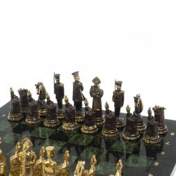 Подарочные шахматы "Деревенские" фигуры бронза, доска змеевик 40х40 см