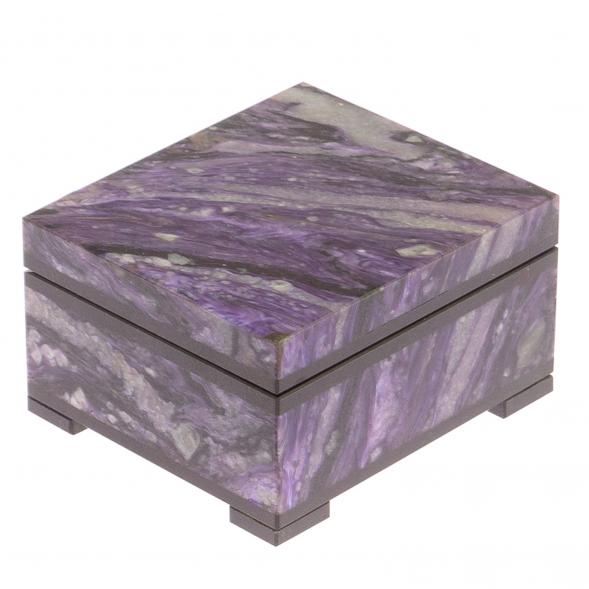 Шкатулка из камня чароит 7,5х6,5х4 см 125725