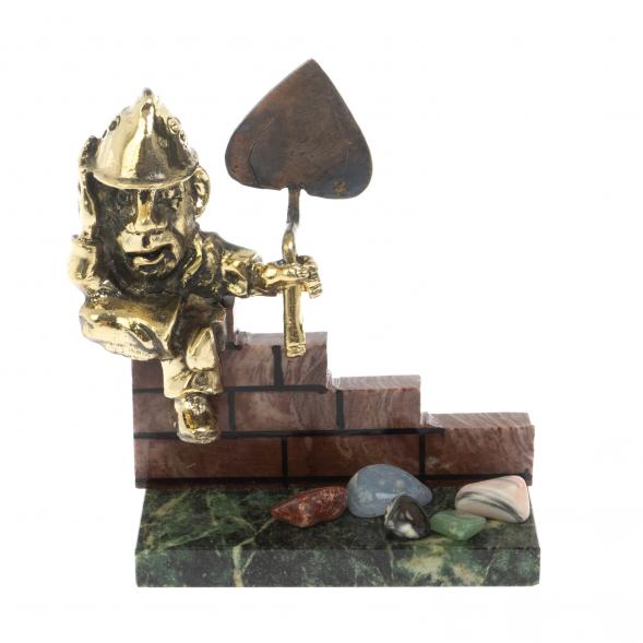 Сувенирная статуэтка &amp;quot;Гном Строитель&amp;quot; из бронзы и камня 117190