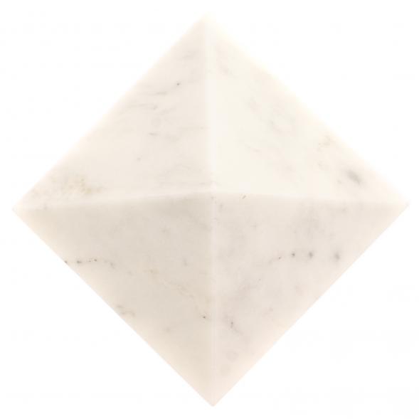 Пирамида из белого мрамора 9х9х6 см 126398