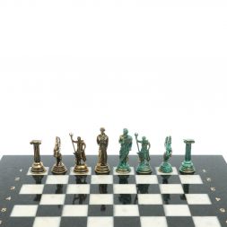 Шахматы &amp;quot;Подвиги Геракла&amp;quot; фигуры  бронза / патина 28х28 см из мрамора