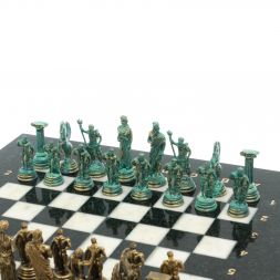 Шахматы &amp;quot;Подвиги Геракла&amp;quot; фигуры  бронза / патина 28х28 см из мрамора