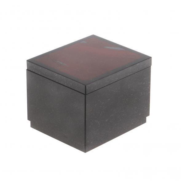 Шкатулка из яшмы 7,5х6,5х6 см 124293