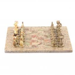Каменные шахматы из оникса &amp;quot;Игрок&amp;quot; доска 38х38 см