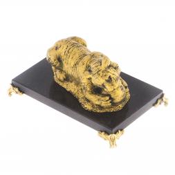 Сувенир фигурка "Тигр с мячом" на подставке из камня