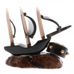 Настольные часы &amp;quot;Парусник&amp;quot; из черного обсидиана