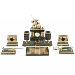 Настольный набор из нефрита "Георгий Победоносец"