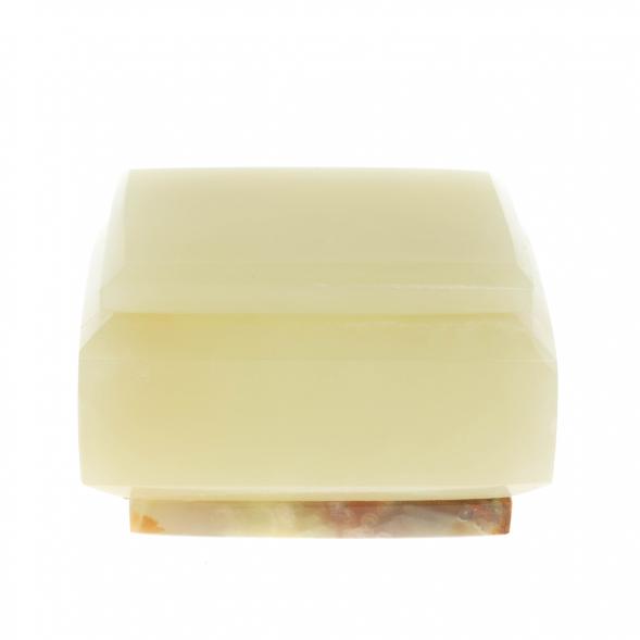 Шкатулка из оникса 8х6х5 см (2,5х3) 129742