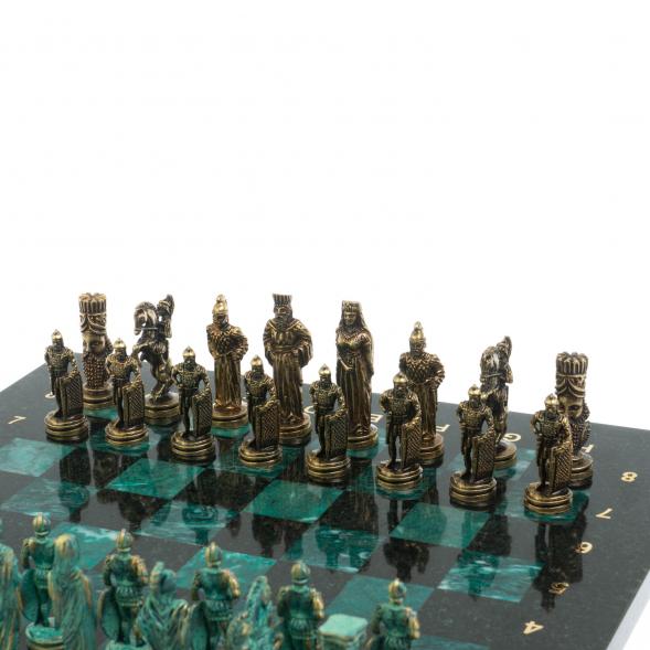 Шахматы &amp;quot;Александр Макендонский&amp;quot; фигуры бронза / патина 36х36х см змеевик 128371