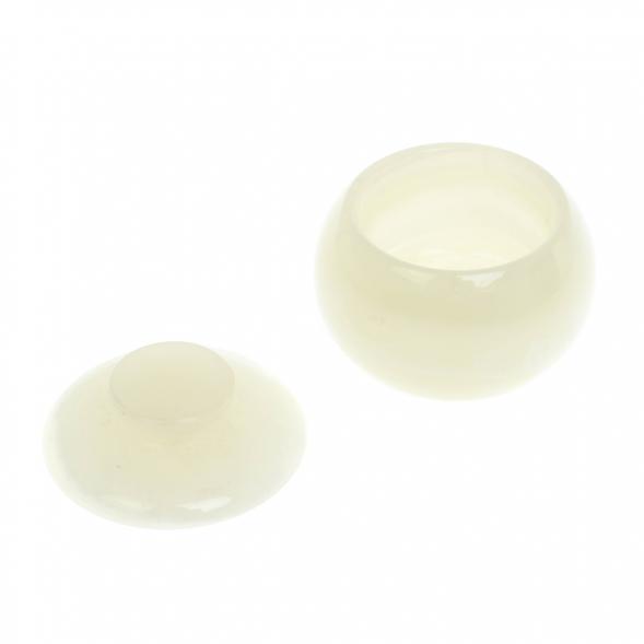 Шкатулка из белого оникса 5,5х5,5х5 см (2,5) 129743