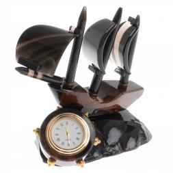 Настольные часы &amp;quot;Парусник&amp;quot; коричневый обсидиан
