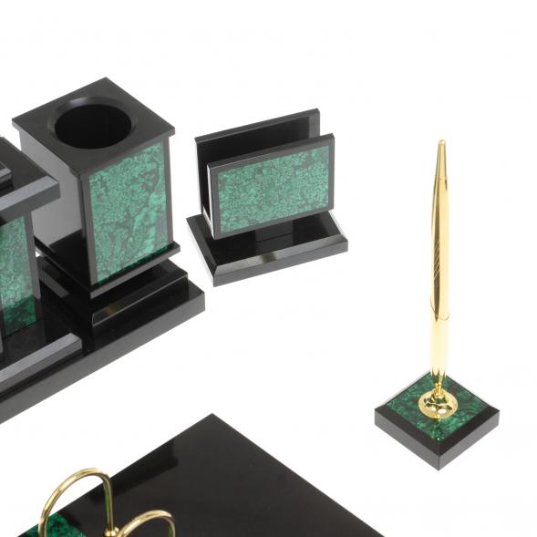 Настольный набор &amp;quot;Георгий Победоносец&amp;quot; из малахита 126955