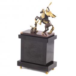 Часы из яшмы с фигуркой из бронзы "Георгий Победоносец"