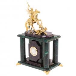 Часы &amp;quot;Георгий Победоносец&amp;quot; из шабровского змеевика 17х12х27 см