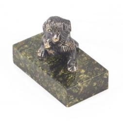 Статуэтка из бронзы и змеевика "Собачка малая №9"