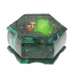 Каменная шкатулка "Хозяйка медной горы" змеевик 14х12,5х7 см