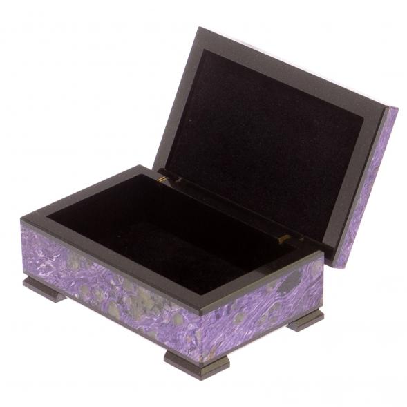 Шкатулка из чароита 11х7х4,5 см 125130