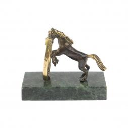 Статуэтка "Конь на дыбах с подковой на удачу" шабровский змеевик