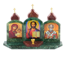 Иконы и обереги